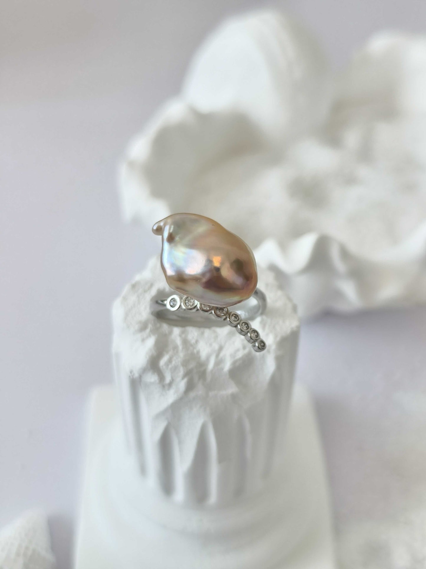 SKU : 202507251R - PearlRing
