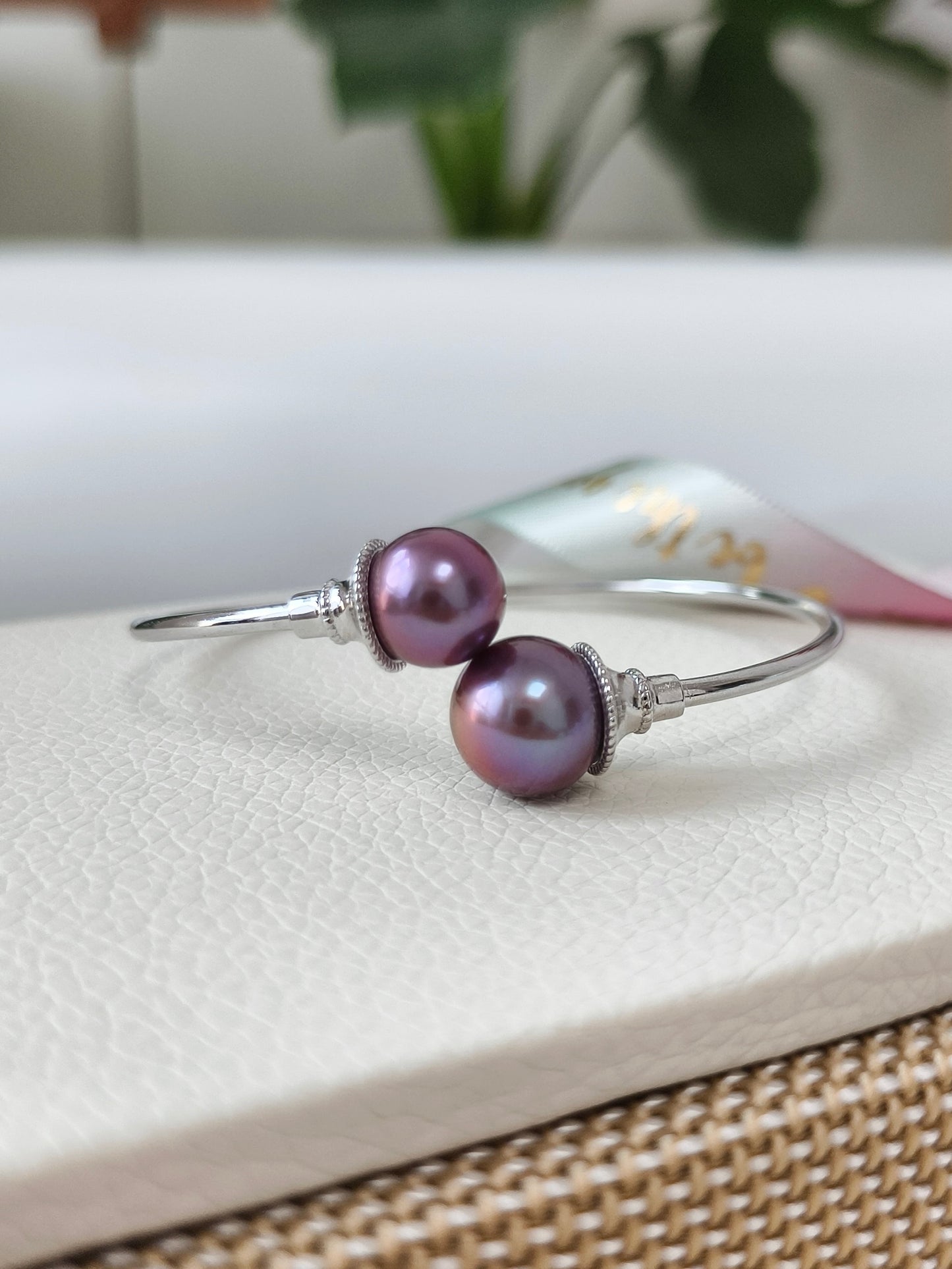 SKU : 202507161B - PearlBangle